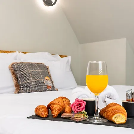 With Garden View By Flat Mаnager Διαμέρισμα *