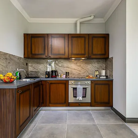 With Garden View By Flat Mаnager Φιλιππούπολη