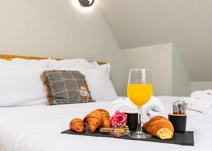 With Garden View By Flat Mаnager Apartment *