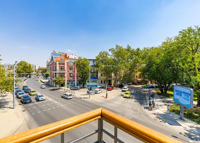 With Garden View By Flat Mаnager *