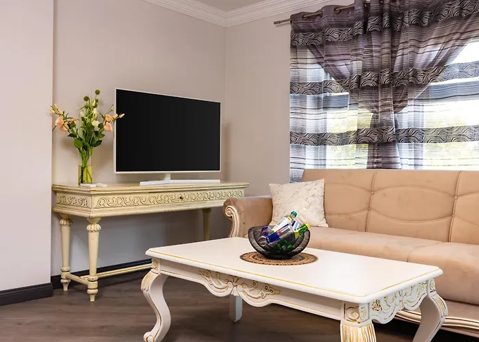 Apartment With Garden View By Flat Mаnager *